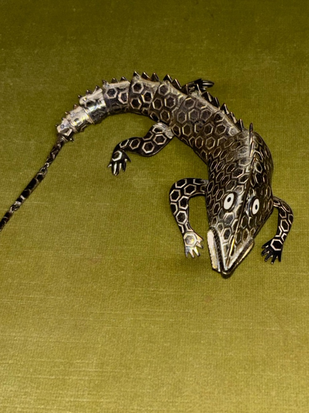 Vintage Emilia Castillo Mexico Silver Inlay IGUANA LIZARD Gekko Bottle Opener - Picture 2 of 9